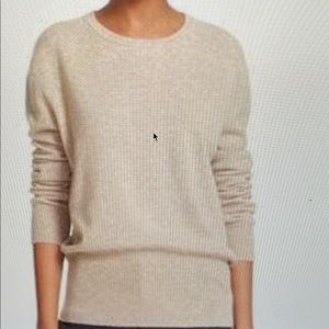 Stunning Vince cashmere crew neck sweater